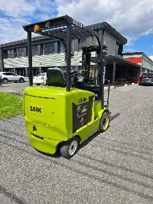 chariot elevateur / Fork lift - Photo 3