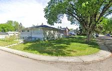 Convenient Inner-Northeast Location with Great Connectivity - Photo 2