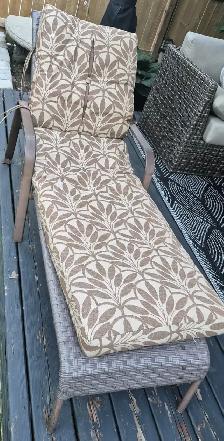 OUTDOOR WICKER SUN LOUNGER CHAISE – ADJUSTABLE – CUSHION – $55