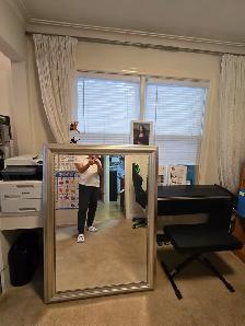 LARGE MIRROR - elegant and modern look 10/10 condition
