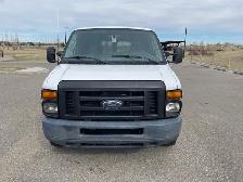 2012 Ford E250 - Photo 5