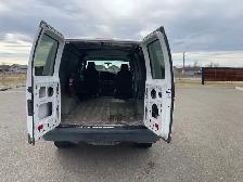 2012 Ford E250 - Photo 7