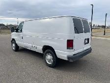 2012 Ford E250 - Photo 9