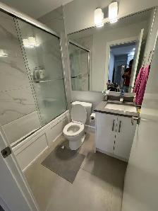 Private room in 2 bed 1 bath basement - Photo 5
