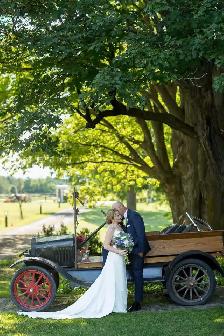 Wedding Barn and Country Charm - Photo 4