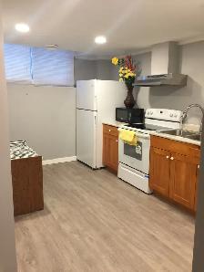 UA area/5minToSouthgate mall LRTtoUA Compus Nait/MacEwan/DownTo - Photo 5
