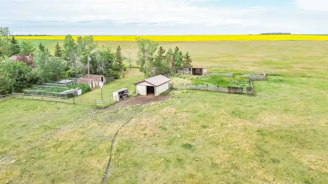 2227 SF 3 Bedroom Bungalow Acreage - Garage, Pole Barn, Shelters