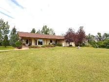 2227 SF 3 Bedroom Bungalow Acreage - Garage, Pole Barn, Shelters - Photo 18