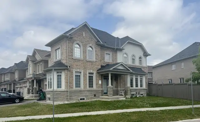 New 2 Bedroom Basement apartment in North Brampton