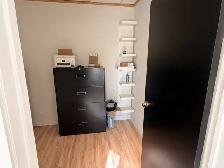 1,200 SF Retail or Office For Lease On Lake Shore In Etobicoke! - Photo 4