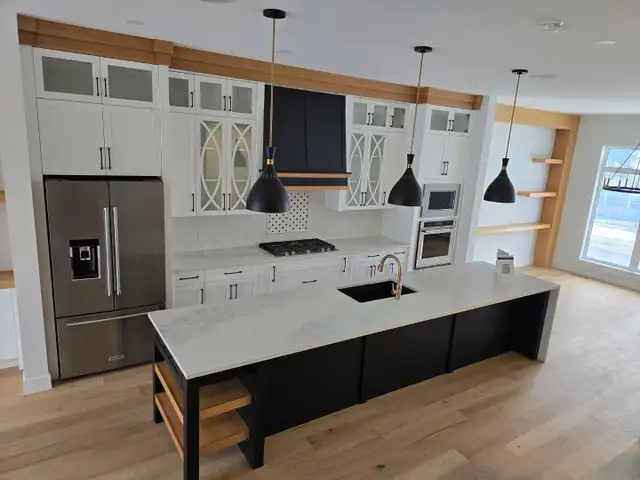 cabinet maker