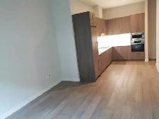 1bed1den1bath-620ft Kingedward Skytrain station apartment unit - Photo 5