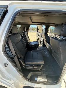 2024 Chevrolet Tahoe Duramax RST - Photo 9