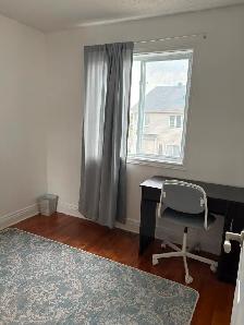 3 Bedroom Townhouse for Rent in Orleans - Photo 6