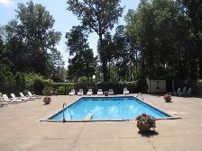 TOUT INCLUS! Grand condo 3 et 1/2 830p.ca, MEUBLÉ à louer