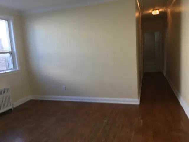 Beautiful Cozy and bright 2 bedrooms apt, big roof patio - $1490