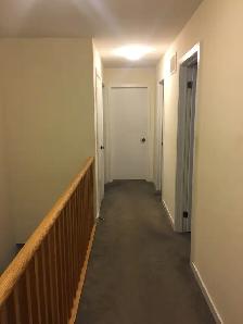 Spacious 4-Bedroom Home for Lease – Upper Mountain. Stoney Creek - Photo 6