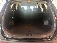 2023 Hyundai SANTA FE PREFERRED PKG | AWD | NAVI | CAM | ONE OWN - Photo 25