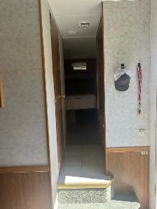 2003 Frontier 5th wheel trailer - Photo 9