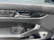 2021 Volkswagen Passat HIGHLINE, Leather, Sunroof, Htd. Seats, A - Photo 11