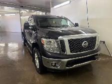 2017 Nissan titan