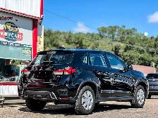 2024 Mitsubishi RVR AWD (No Accidents) - Photo 7