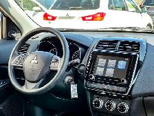 2024 Mitsubishi RVR AWD (No Accidents) - Photo 14
