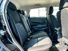 2024 Mitsubishi RVR AWD (No Accidents) - Photo 16