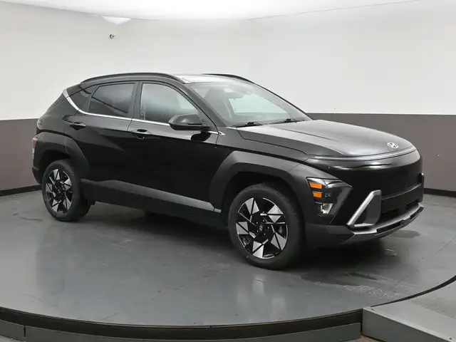 2025 Hyundai Kona Preferred Trend Leather, Sunroof, Heated Seats