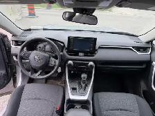 2020 Toyota RAV4 LE AWD - Photo 9