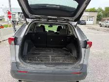 2020 Toyota RAV4 LE AWD - Photo 10