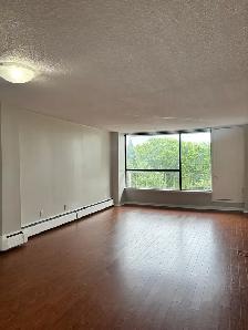 TWO BEDROOM APARTMENT AVAILABLE AT 40 ROSE STREET - WELCOME TO T