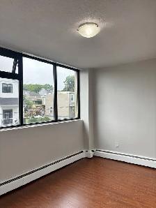 TWO BEDROOM APARTMENT AVAILABLE AT 40 ROSE STREET - WELCOME TO T - Photo 10