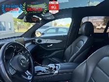 2019 Mercedes-Benz GLC //AMG PKG | PANO | NAVI | LOADED - Photo 30