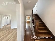 CHARMING 5 BED/2.5 BATH HOUSE DOWNTOWN   HYDRO, WATER & GAS! - Photo 4