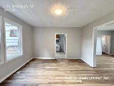 CHARMING 5 BED/2.5 BATH HOUSE DOWNTOWN   HYDRO, WATER & GAS! - Photo 13