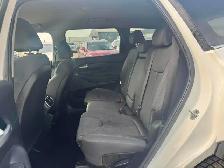 2019 Hyundai Santa Fe SEL Plus - Photo 17