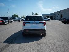 2023 GMC Acadia AT4 - Power Liftgate | Navigation System - Photo 6