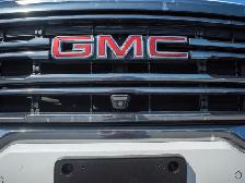 2023 GMC Acadia AT4 - Power Liftgate | Navigation System - Photo 11
