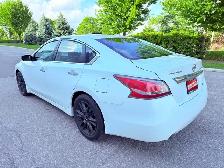 2015 Nissan Altima 2.5 S 4dr Sedan CVT - Photo 10