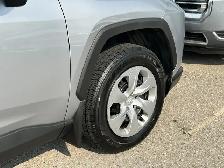 2021 Toyota RAV4 LE AWD/NAVIGATION/BACK UP CAMERA/ACCIDENT FREE/ - Photo 23