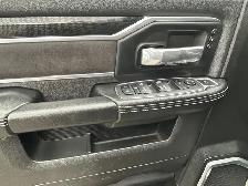 2022 Ram 2500 HD LARAMIE CREW CAB 4X4/NAVI/BACK UP CAM/FINANCING - Photo 32