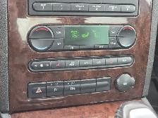 2006 Ford Five Hundred Limited - Photo 31