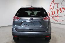 2016 Nissan Rogue AWD SL | CLEAN CARFAX | LEATHER | HEATED SEATS - Photo 4