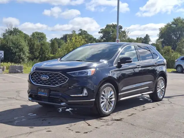 2024 Ford Edge Titanium AWD | Leather | Sunroof | Heated