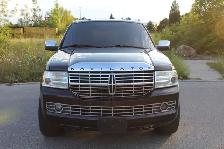 2010 Lincoln Navigator 4WD 4dr Ultimate - Photo 3