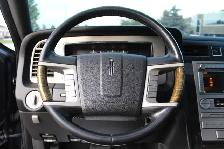 2010 Lincoln Navigator 4WD 4dr Ultimate - Photo 24