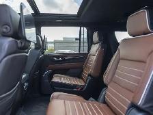 2024 GMC Yukon XL Denali Ultimate - Photo 20