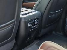 2024 GMC Yukon XL Denali Ultimate - Photo 22