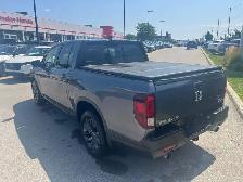2022 Honda Ridgeline Sport | 1 Owner | Heated Seats | Sunroof - Photo 4